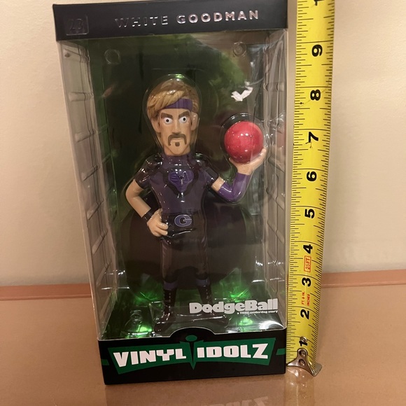3/$45 Vinyl Idolz assorted pop culture icons - Picture 9 of 10
